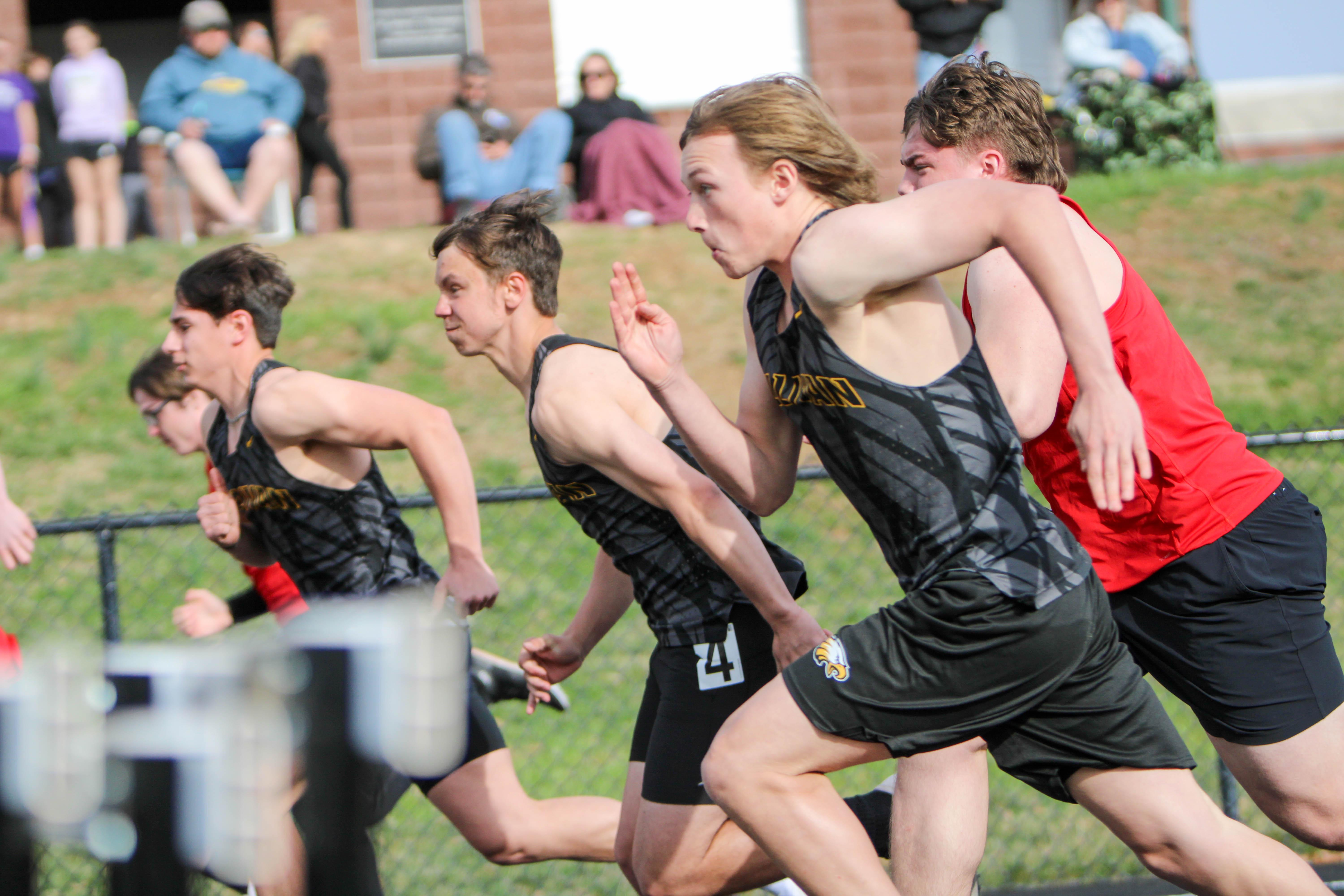 Riley Rulo Track And Field Kicks Off New Year At Home | Sullivan Independent News
