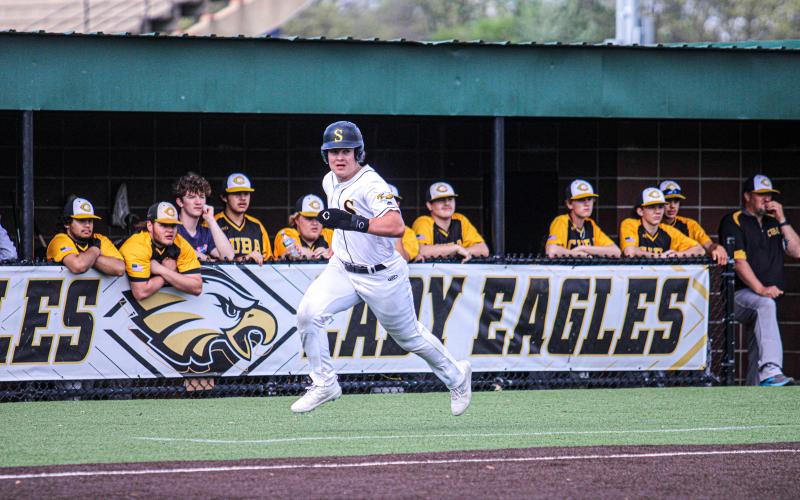 CHASE BLUE charges home. Photo by Wyatt Hardy Article Image Alt Text