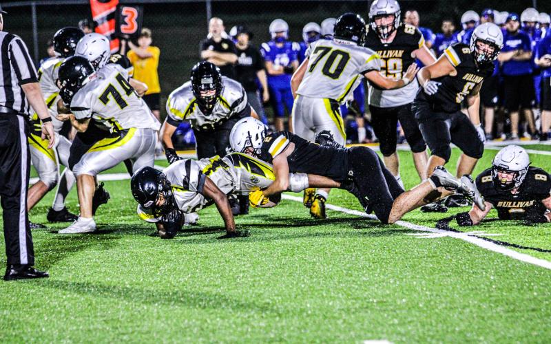 GRANT HALMICK (2) was crucial in shutting down the run game on Friday. Photo by Wyatt Hardy Article Image Alt Text