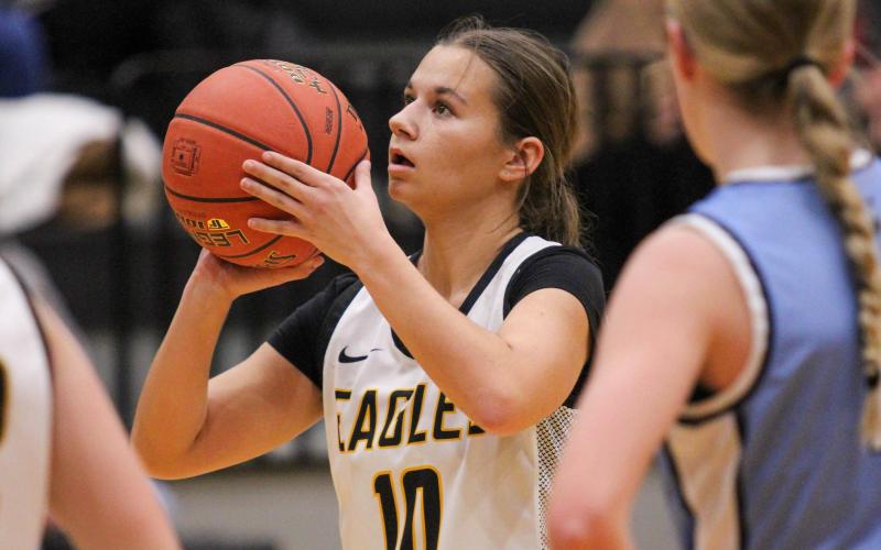ELLA KIRK sank a free throw from the charity stripe. Photo by Wyatt Hardy Article Image Alt Text