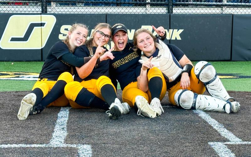 NUMBER ONE. The seniors head to Springifeld again. Photo by Extra Innings Photography Article Image Alt Text